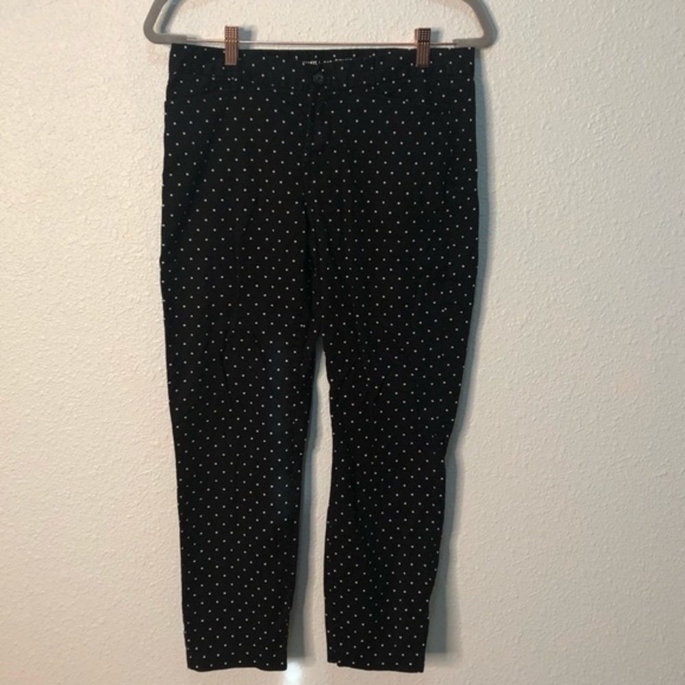 💜💜 Khakis by Gap Slim City Polka Dot Pants Si…